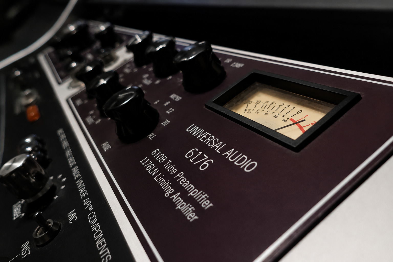Universal Audio 6176